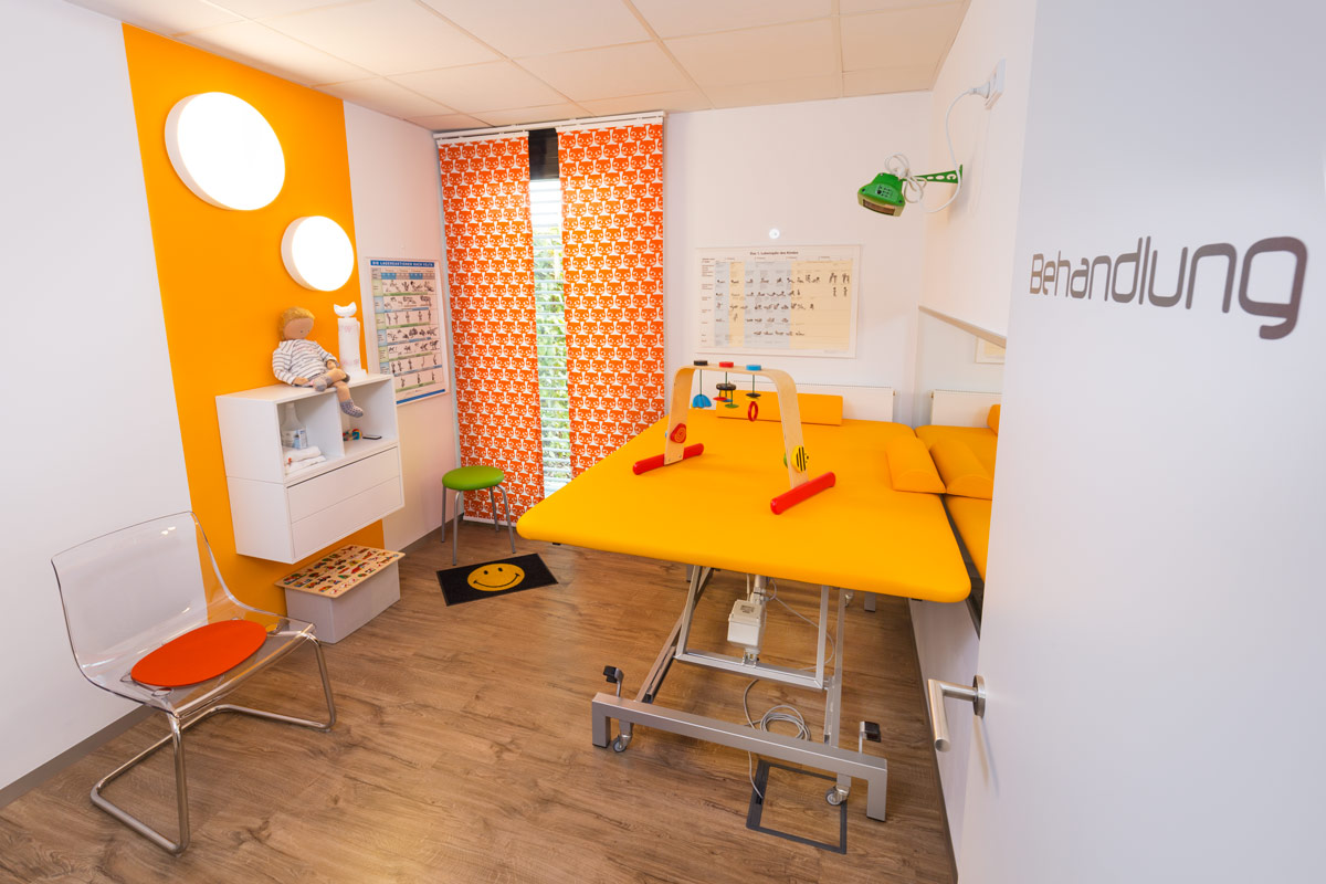 Behandlungszimmer der Kinderphysiotherapie Riemer in Amberg